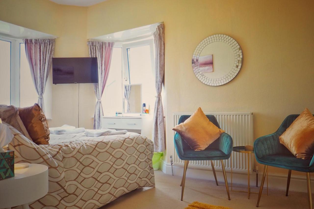 Alma Cliffe Guest House 바놀즈윅 외부 사진